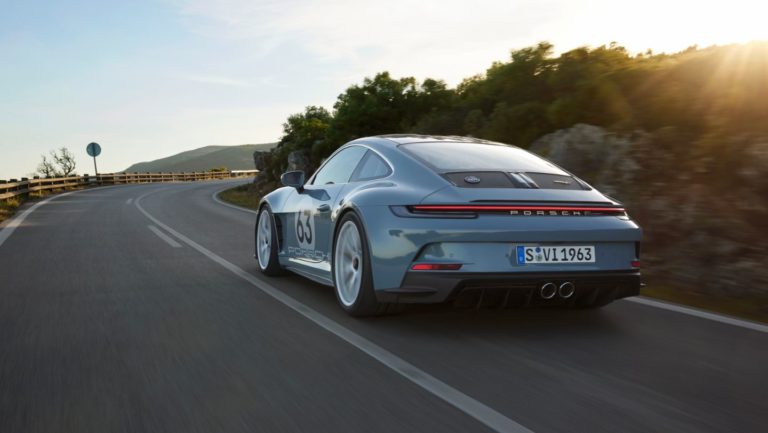 Porsche oslavuje 60 rokov modelu 911 špeciálnou edíciou pre nadšencov motoristického umenia