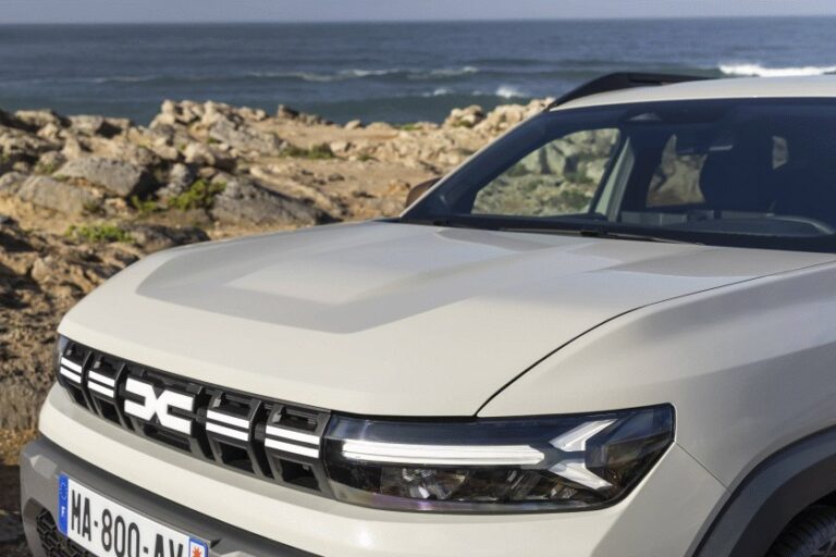 Dacia predstavuje na ženevskom medzinárodnom autosalóne tri svetové premiéry
